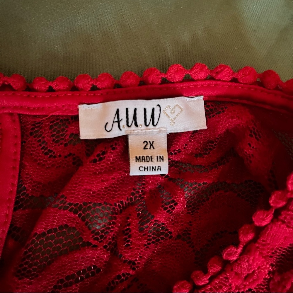 AUW Women’s Red Lace Midi Dress - Picture 11 of 13